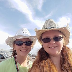 Meet your Posher, Carla